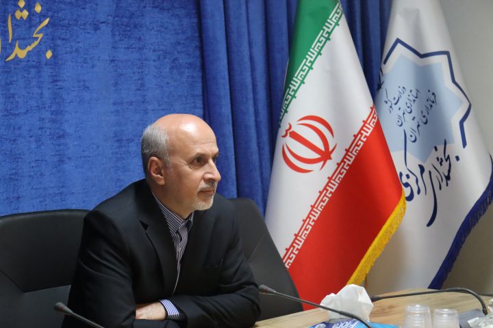 برگزاری اولین جلسه هم اندیشی سرپرست بخشداری مرکزی تهران با دهیاران و اعضای شورای اسلامی بخش و روستاهای تابعه برگزار گردید.